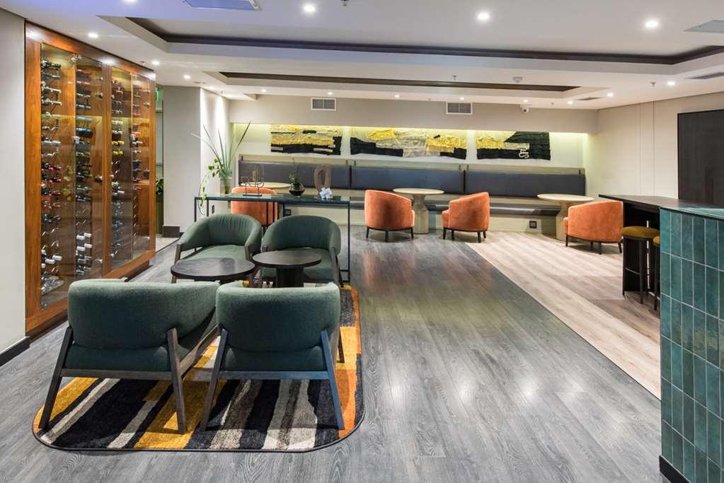 Doubletree By Hilton Cape Town Upper Eastside Hotel Interior foto